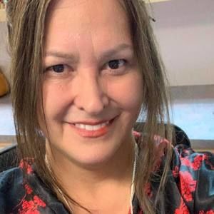 Meet your Posher, Lynn monica